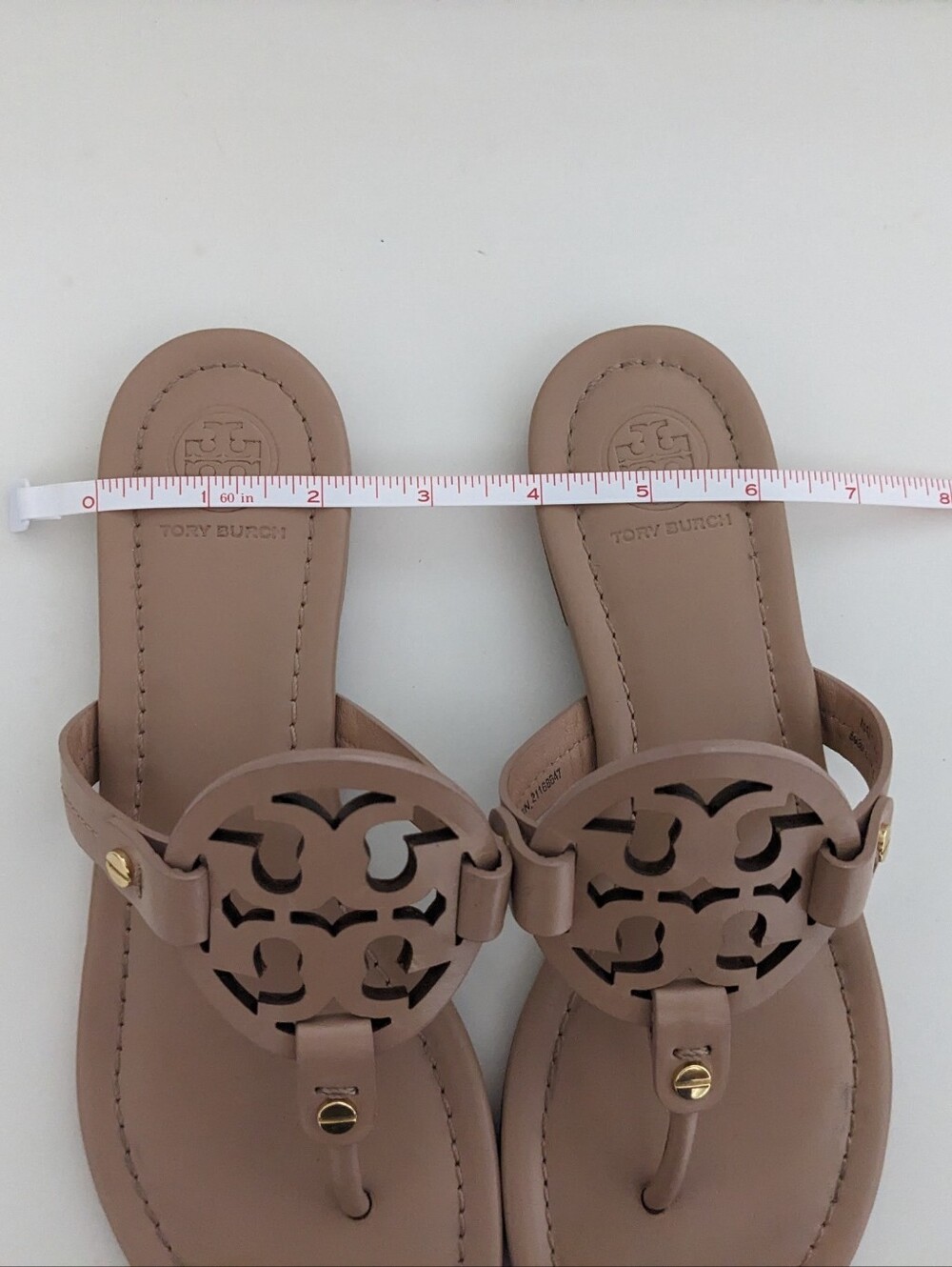 GUC! Tory Burch Miller Sandal In Beige/Tan Size 6 - Picture 13 of 16